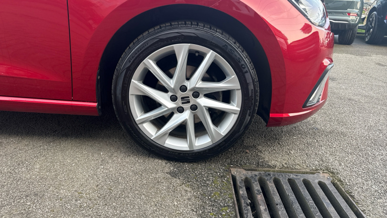 SEAT Ibiza 1.0 TSI 115 FR 5dr Petrol Hatchback